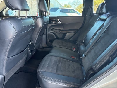 2023 Mitsubishi Outlander SE