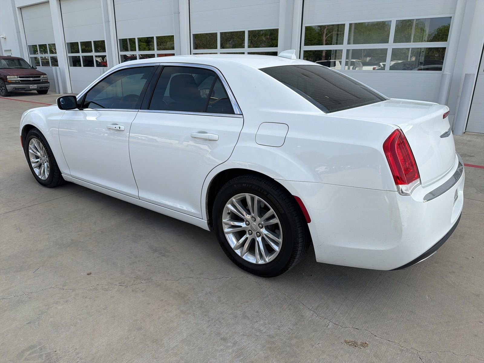 2018 Chrysler 300 Touring L
