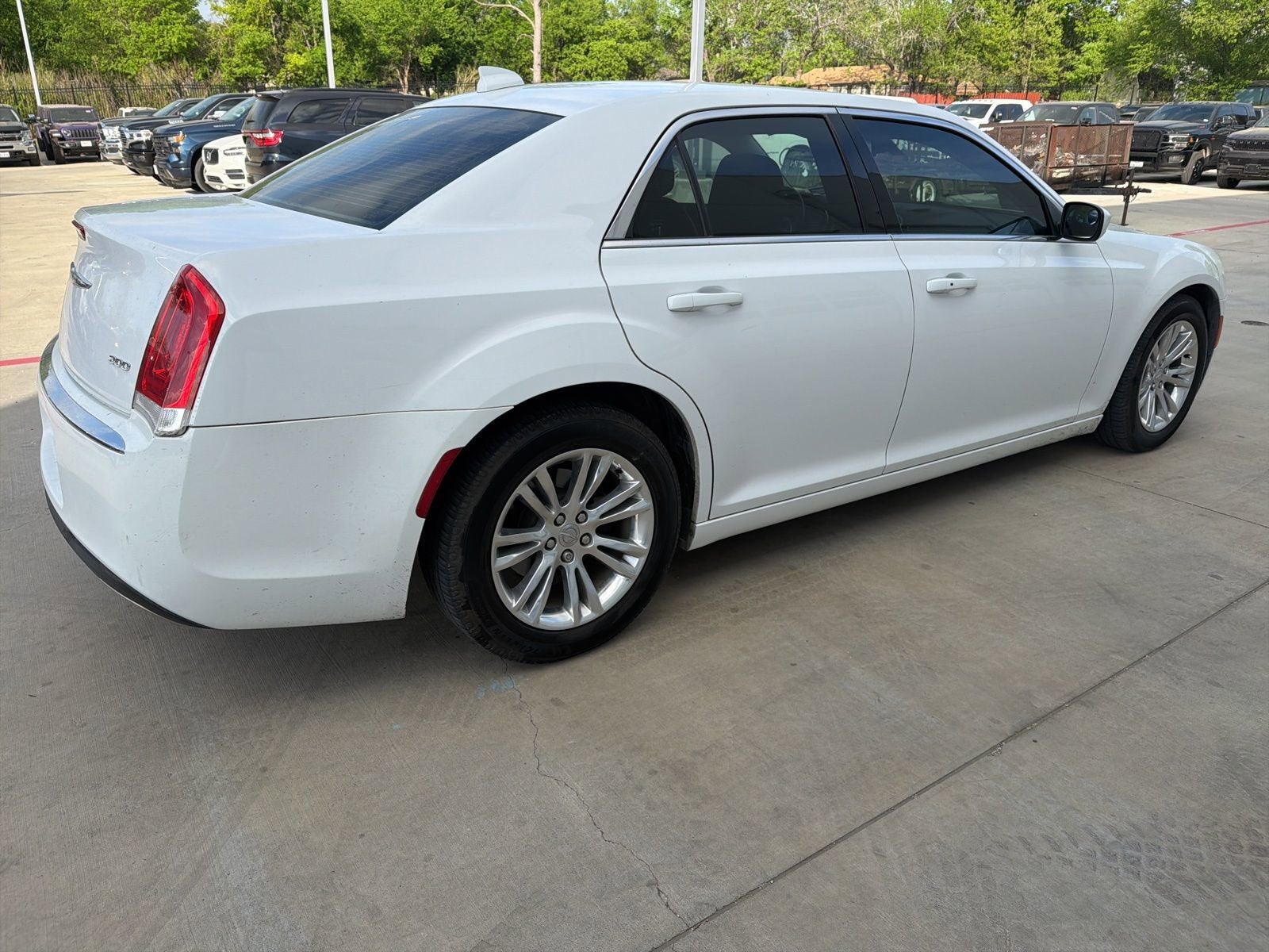 2018 Chrysler 300 Touring L