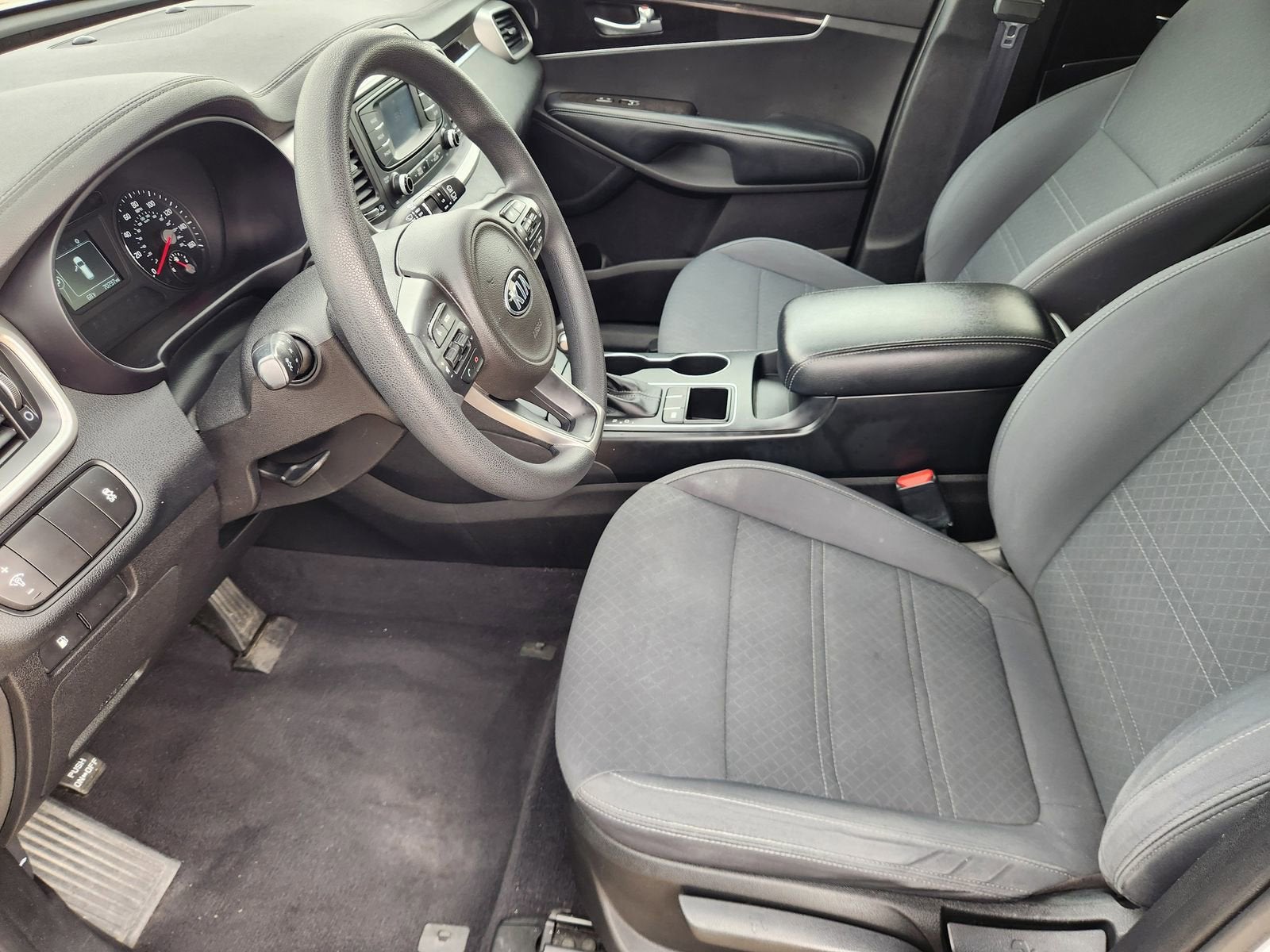 2017 Kia Sorento 3.3L LX