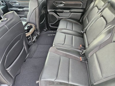 2019 RAM 1500 Laramie Crew Cab 4x4 5'7" Box