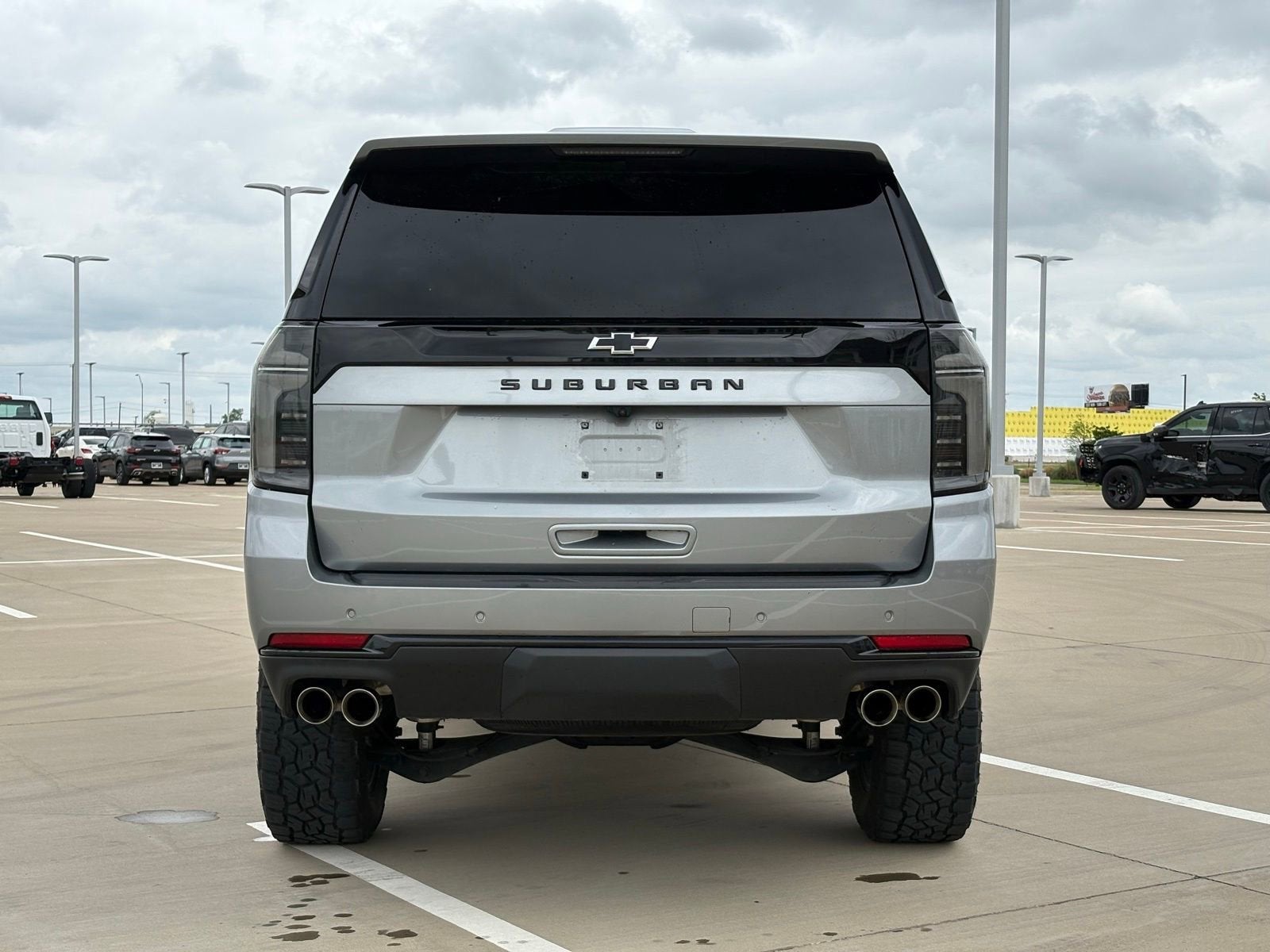 2025 Chevrolet Suburban Z71