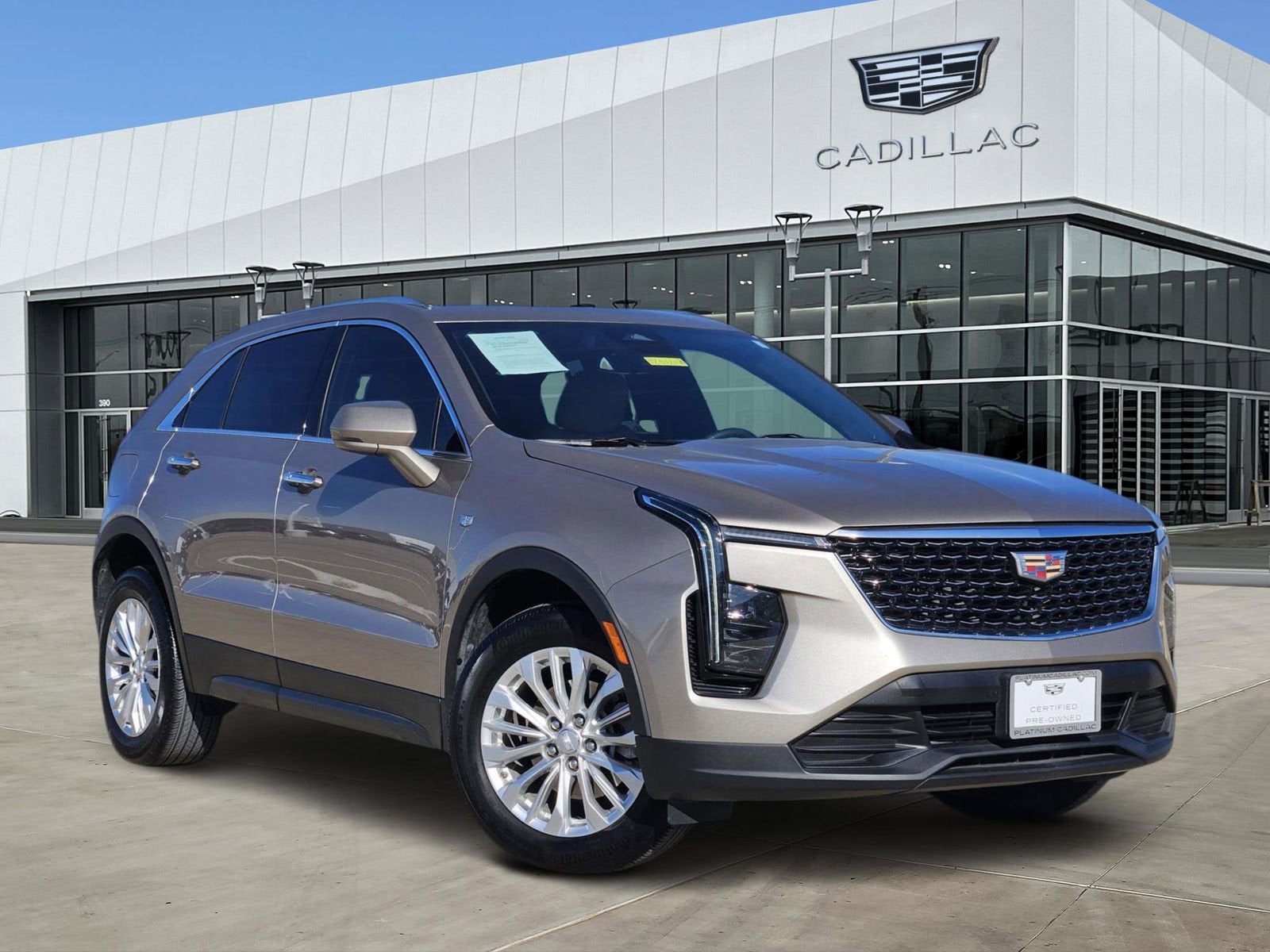 2024 Cadillac XT4 Luxury