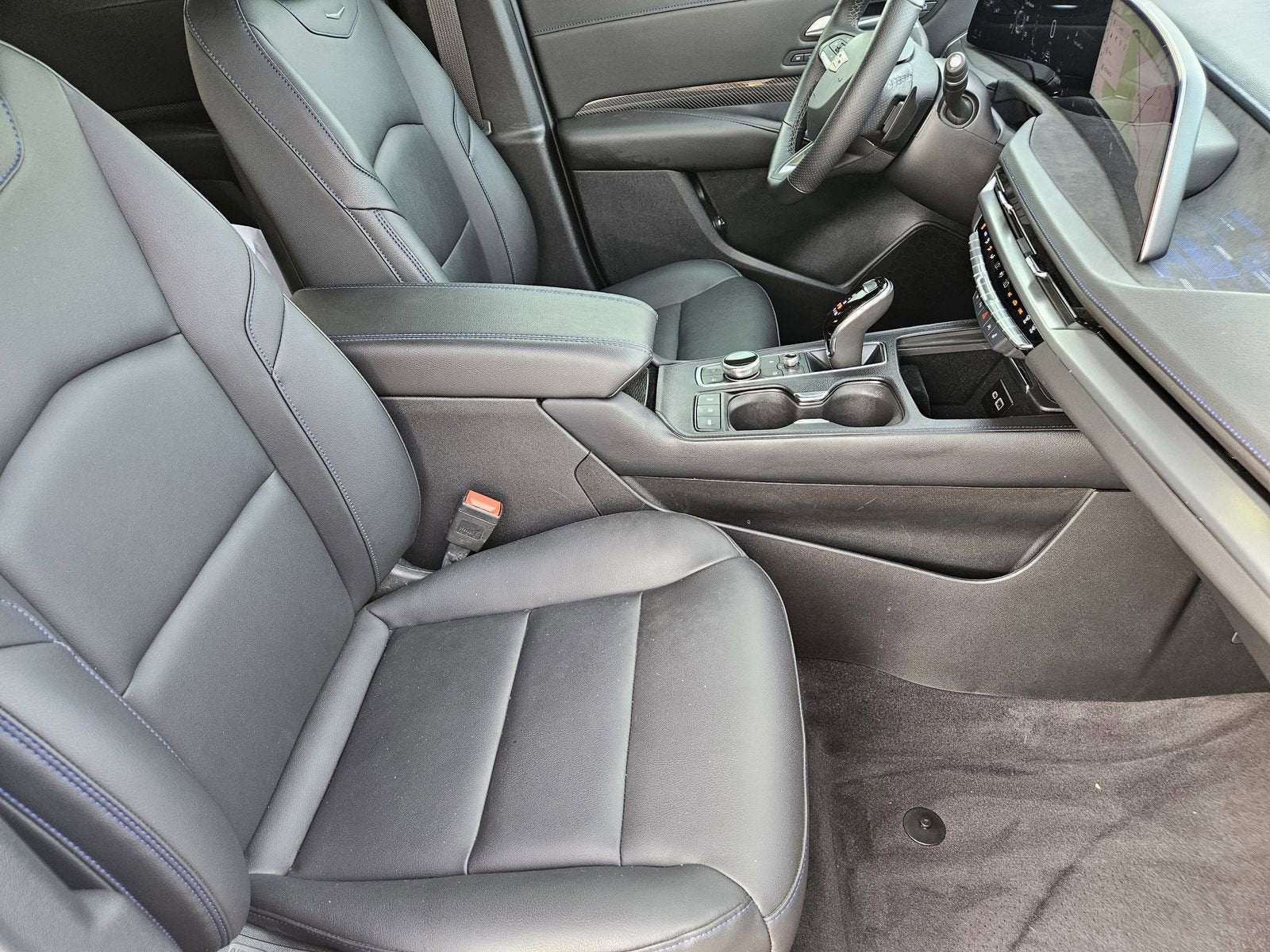 2025 Cadillac XT4 Sport