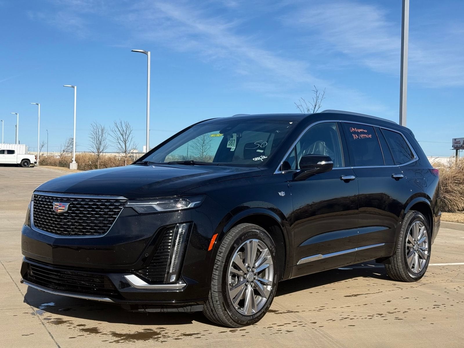 2025 Cadillac XT6 Premium Luxury