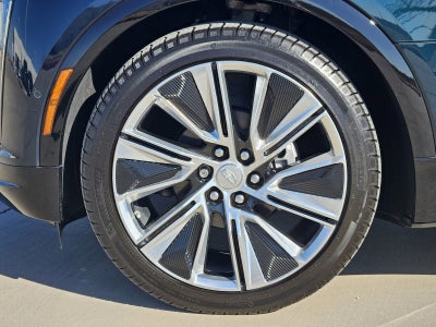 2024 Cadillac LYRIQ Luxury 3