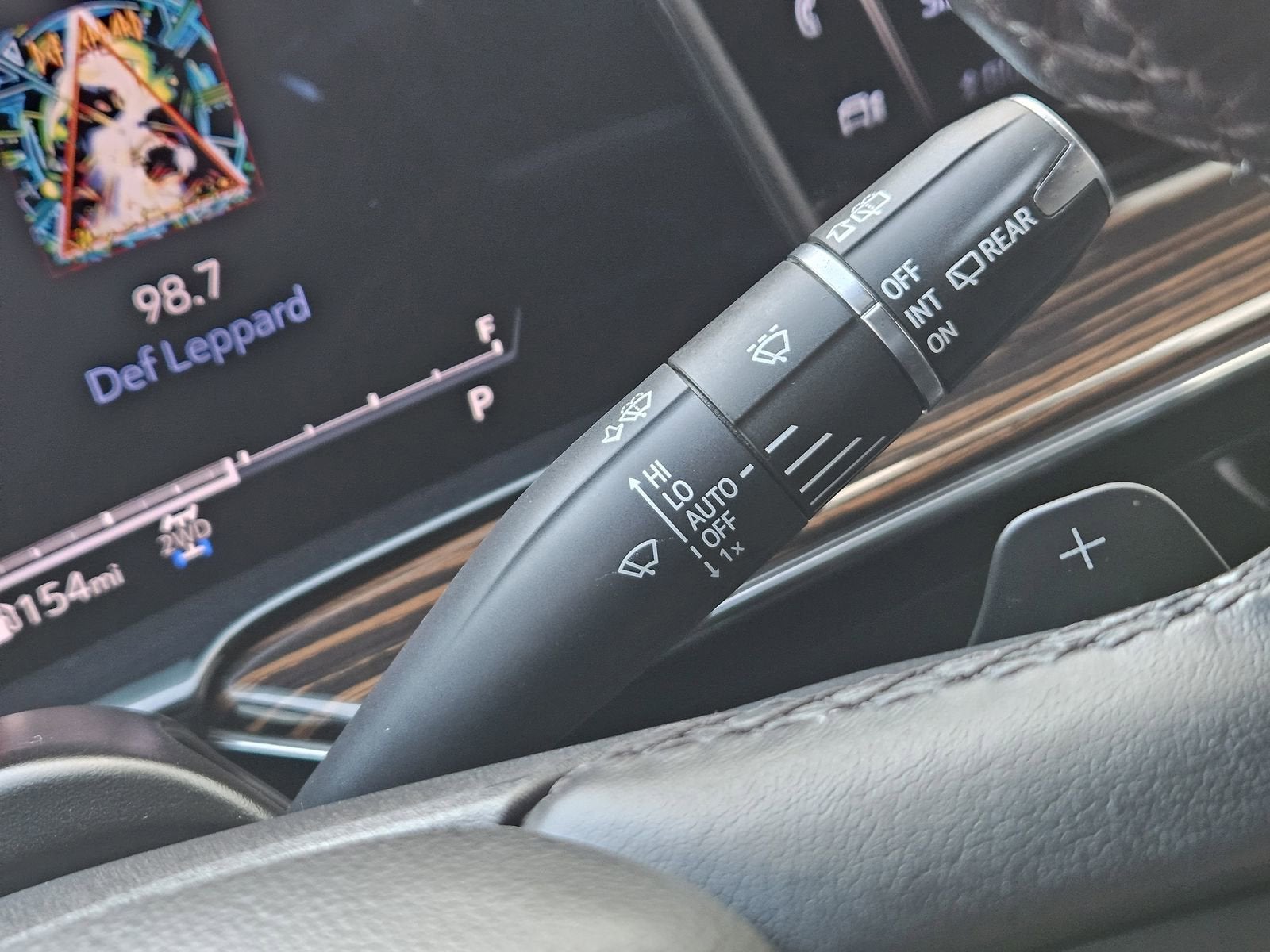 2024 Cadillac Escalade ESV Premium Luxury