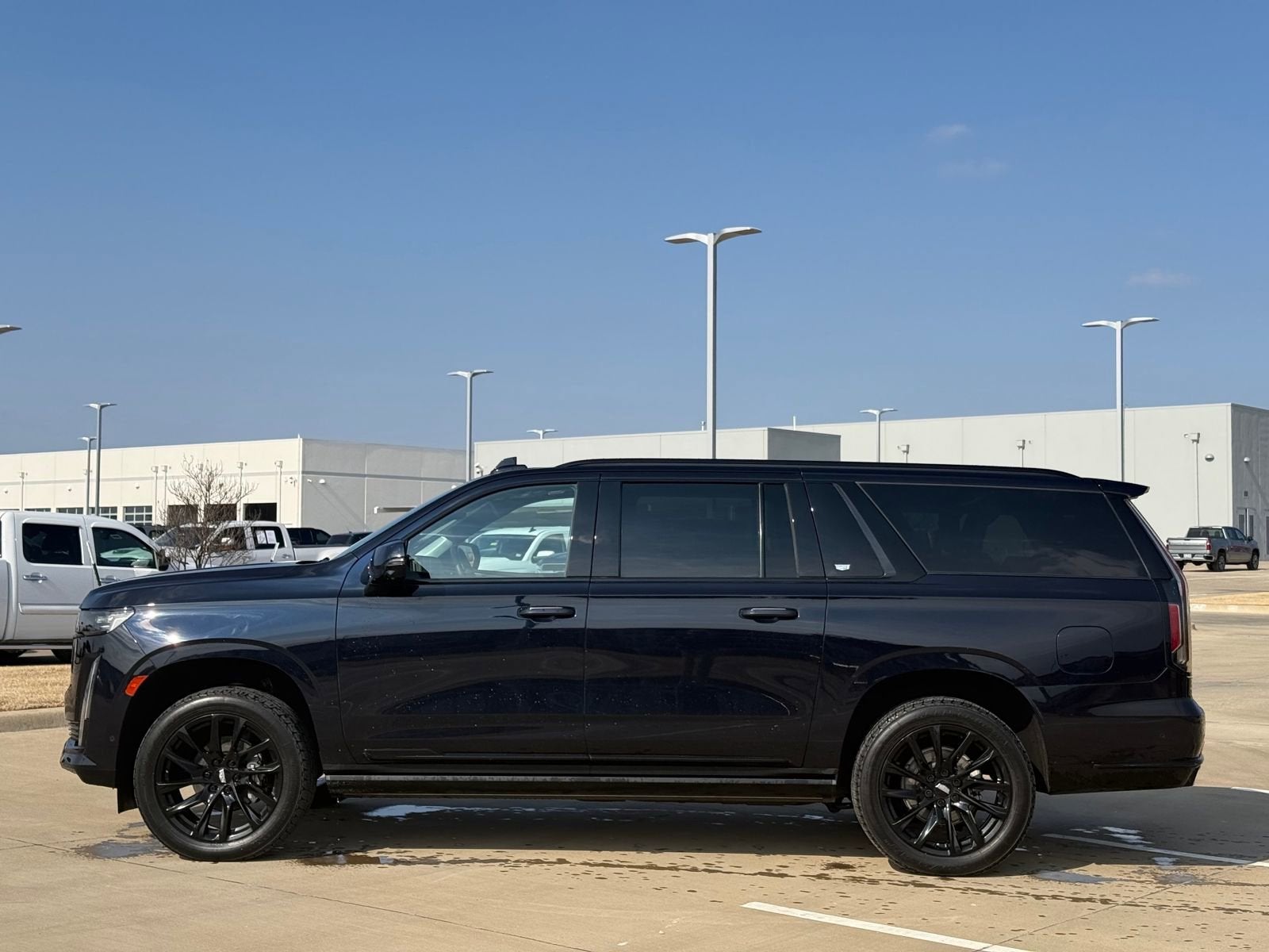 2023 Cadillac Escalade ESV Sport Platinum