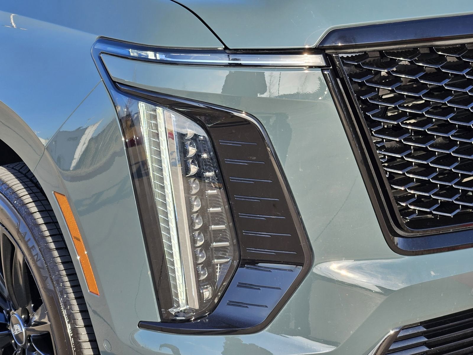 2025 Cadillac Escalade ESV Sport