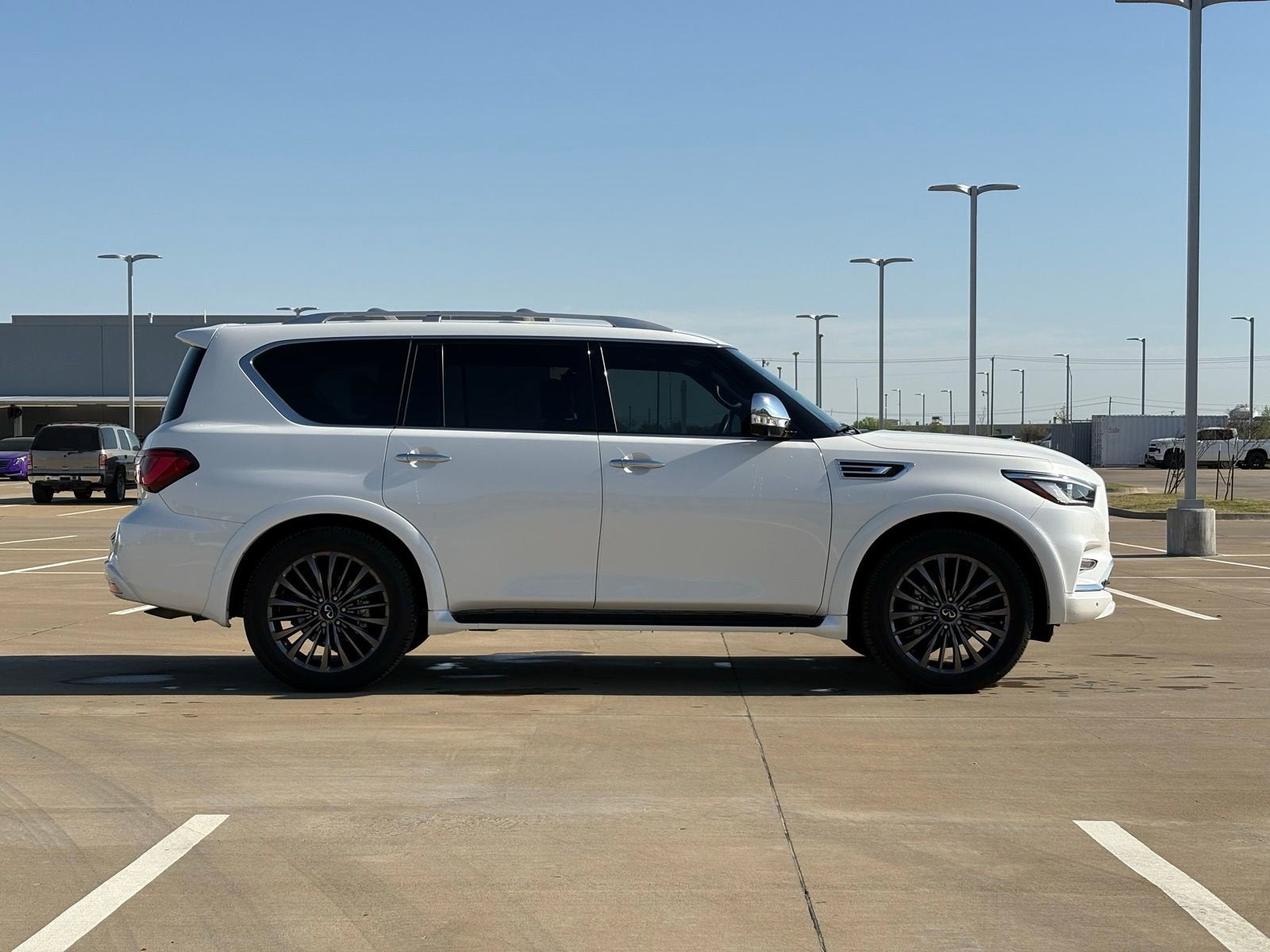 2022 INFINITI QX80 SENSORY AWD