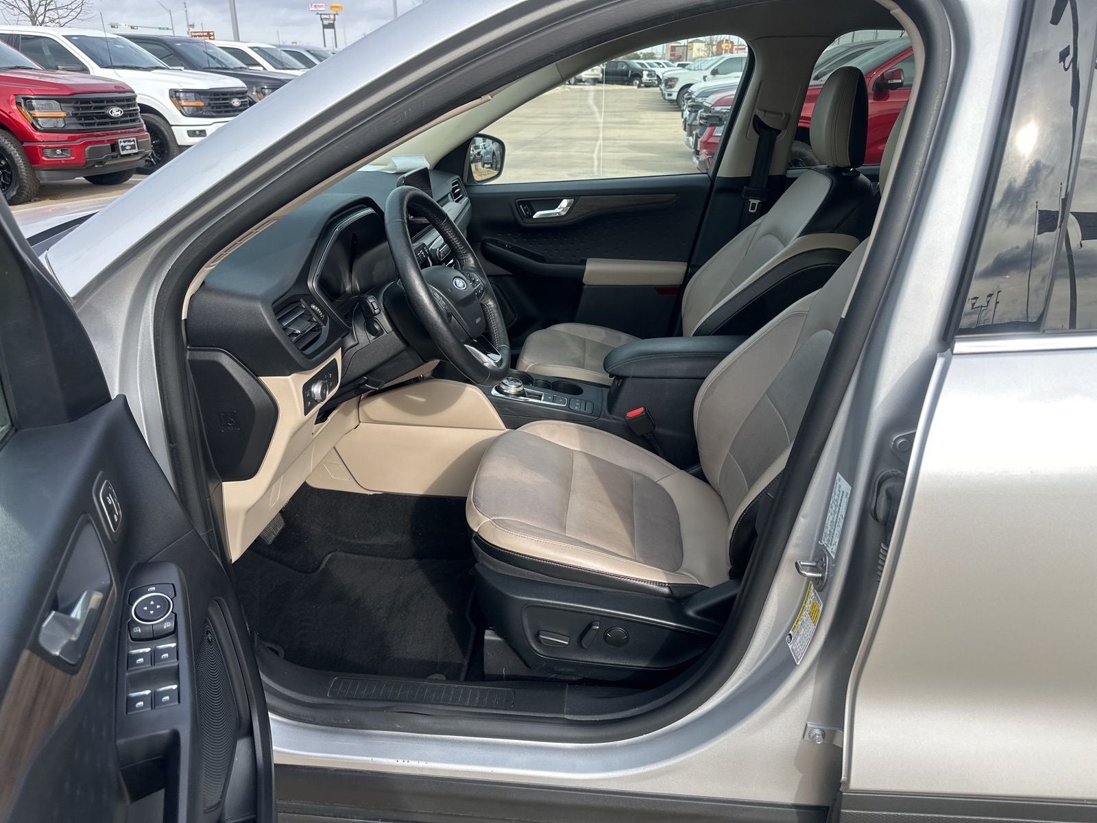 2020 Ford Escape Hybrid Titanium