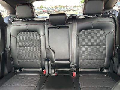 2025 Ford Escape Hybrid ST-Line