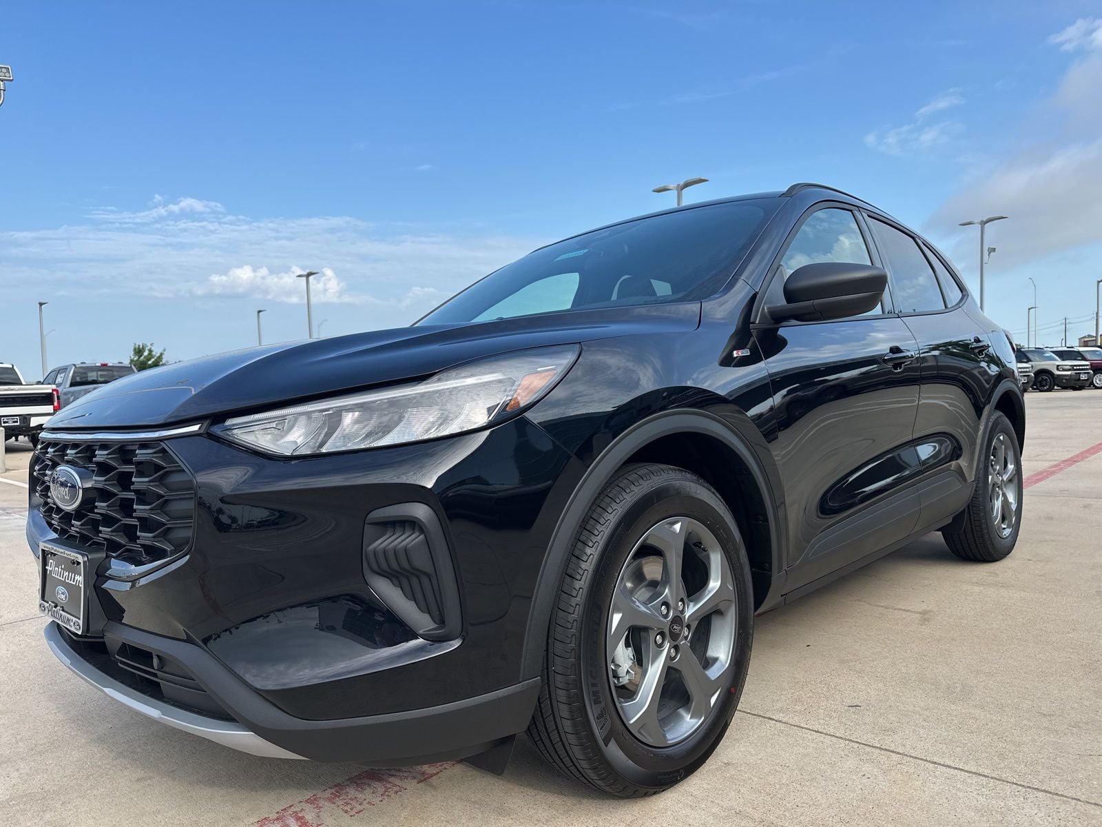 2025 Ford Escape Hybrid ST-Line