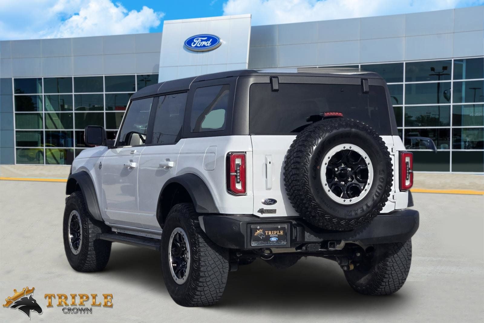 2023 Ford Bronco Outer Banks