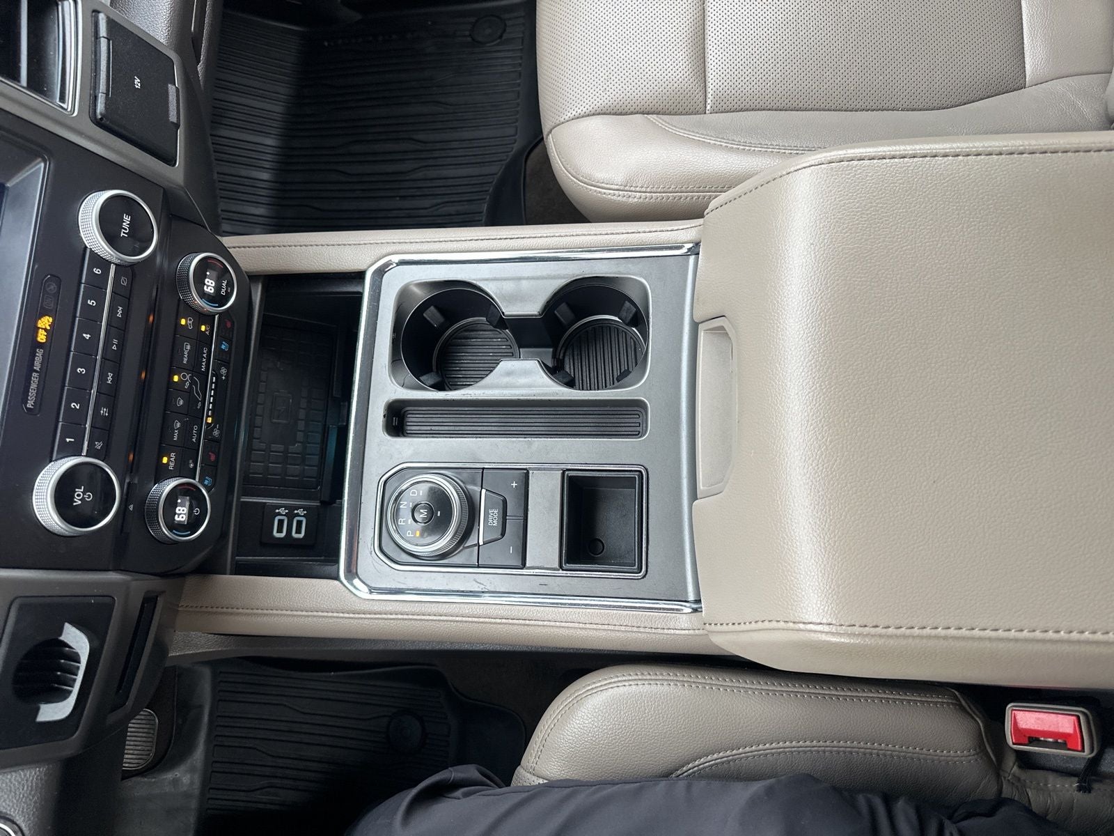 2018 Ford Expedition XLT