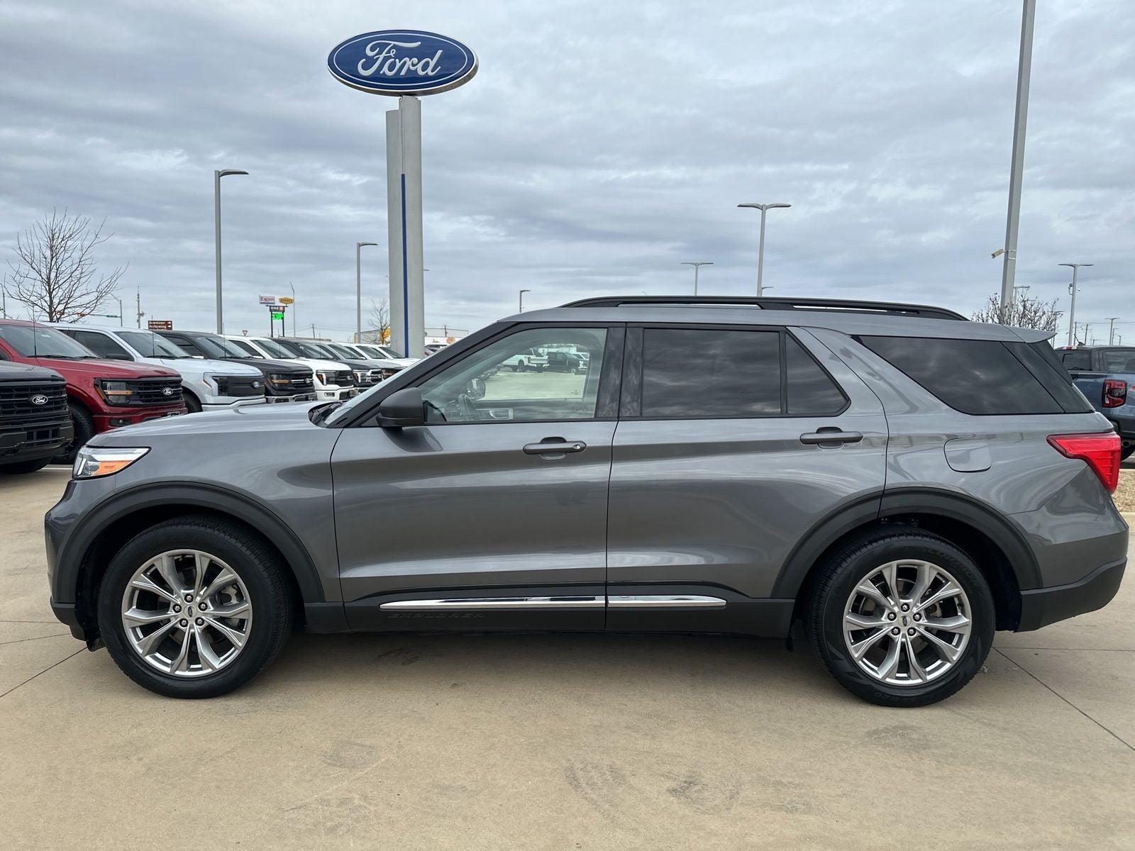 2022 Ford Explorer XLT