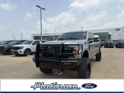 2022 Ford F-250SD Lariat