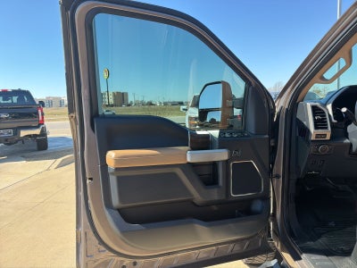 2022 Ford F-350SD Lariat DRW