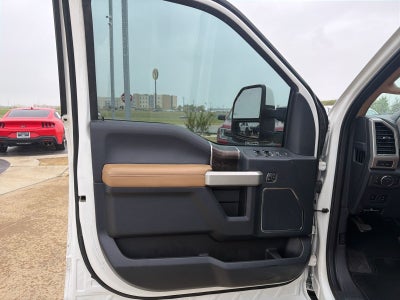 2022 Ford F-350SD Lariat DRW