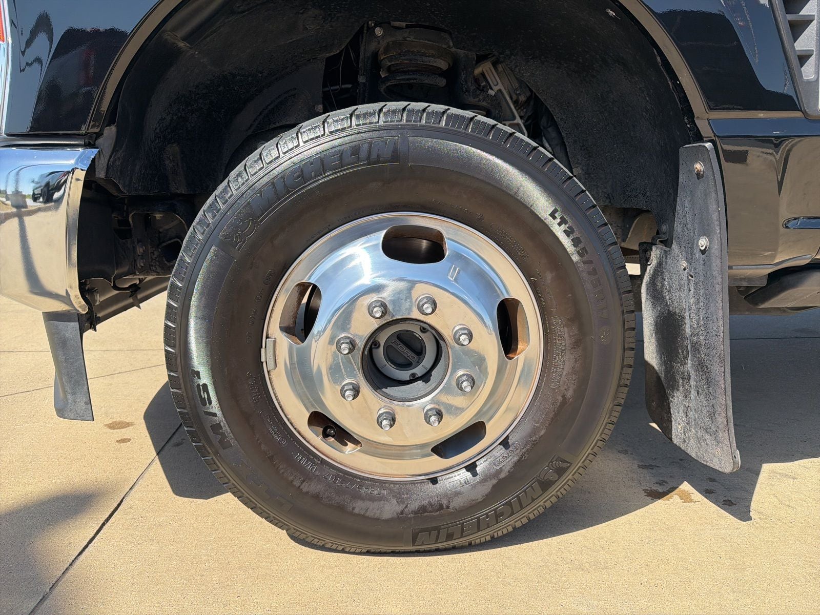 2023 Ford F-350SD Lariat DRW