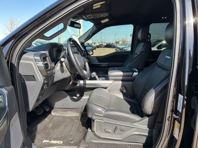 2025 Ford F-150 Platinum