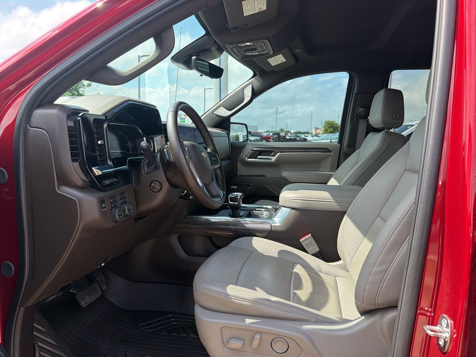 2024 Chevrolet Silverado 1500 LTZ