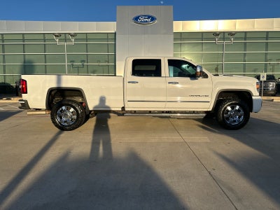 2019 GMC Sierra 3500HD Denali