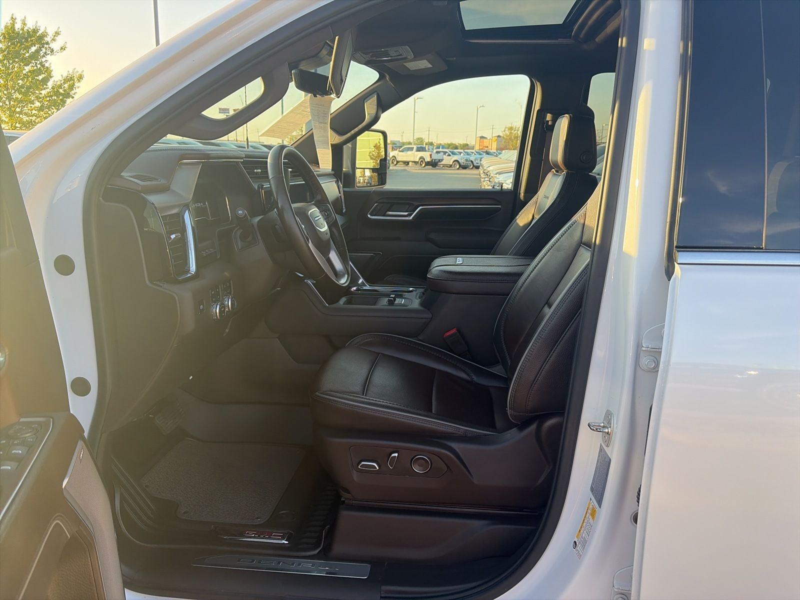 2024 GMC Sierra 3500HD Denali