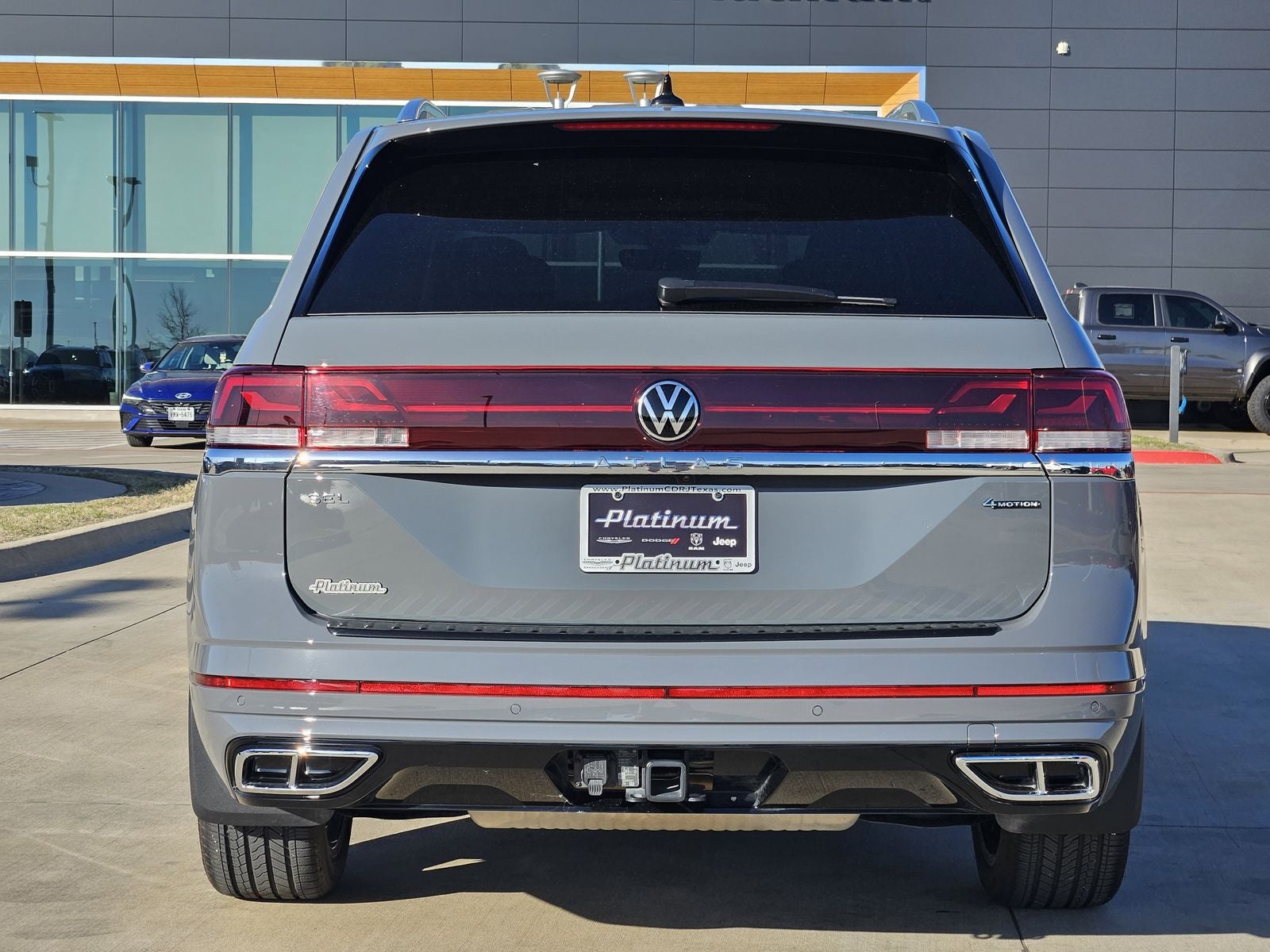 2025 Volkswagen Atlas 2.0T SEL Premium R-Line