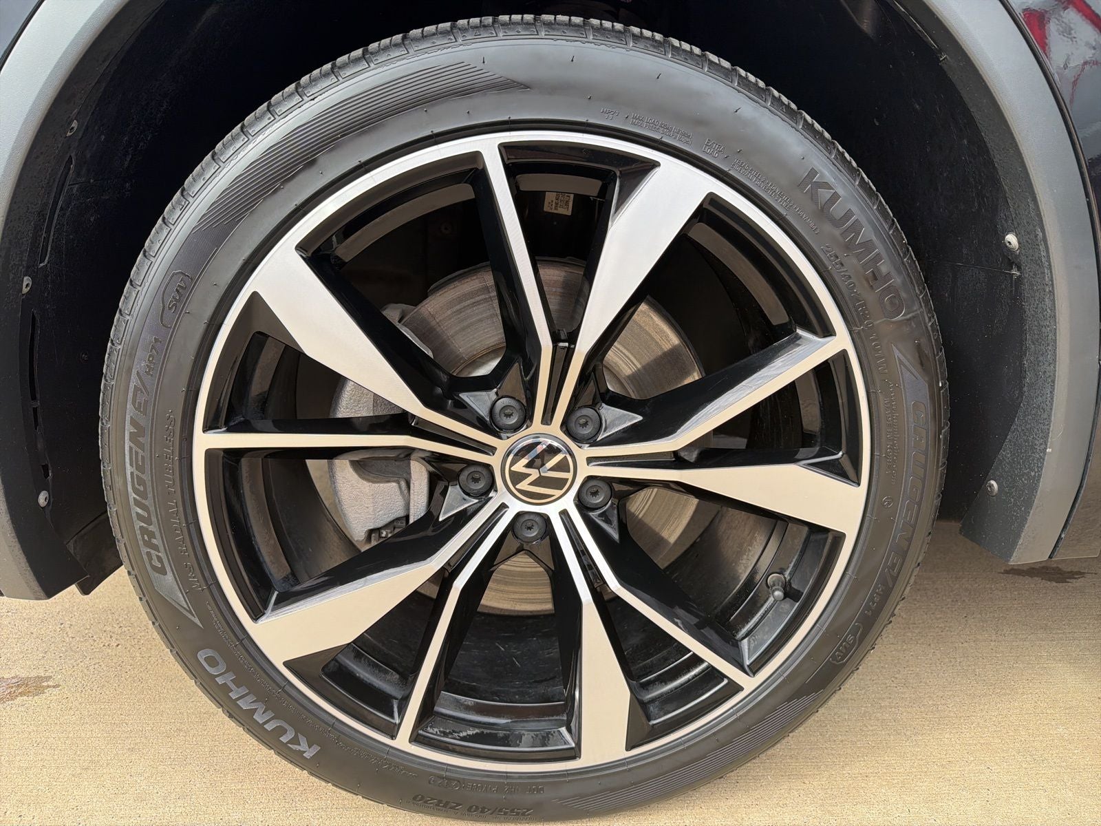 2022 Volkswagen Tiguan 2.0T SEL R-Line