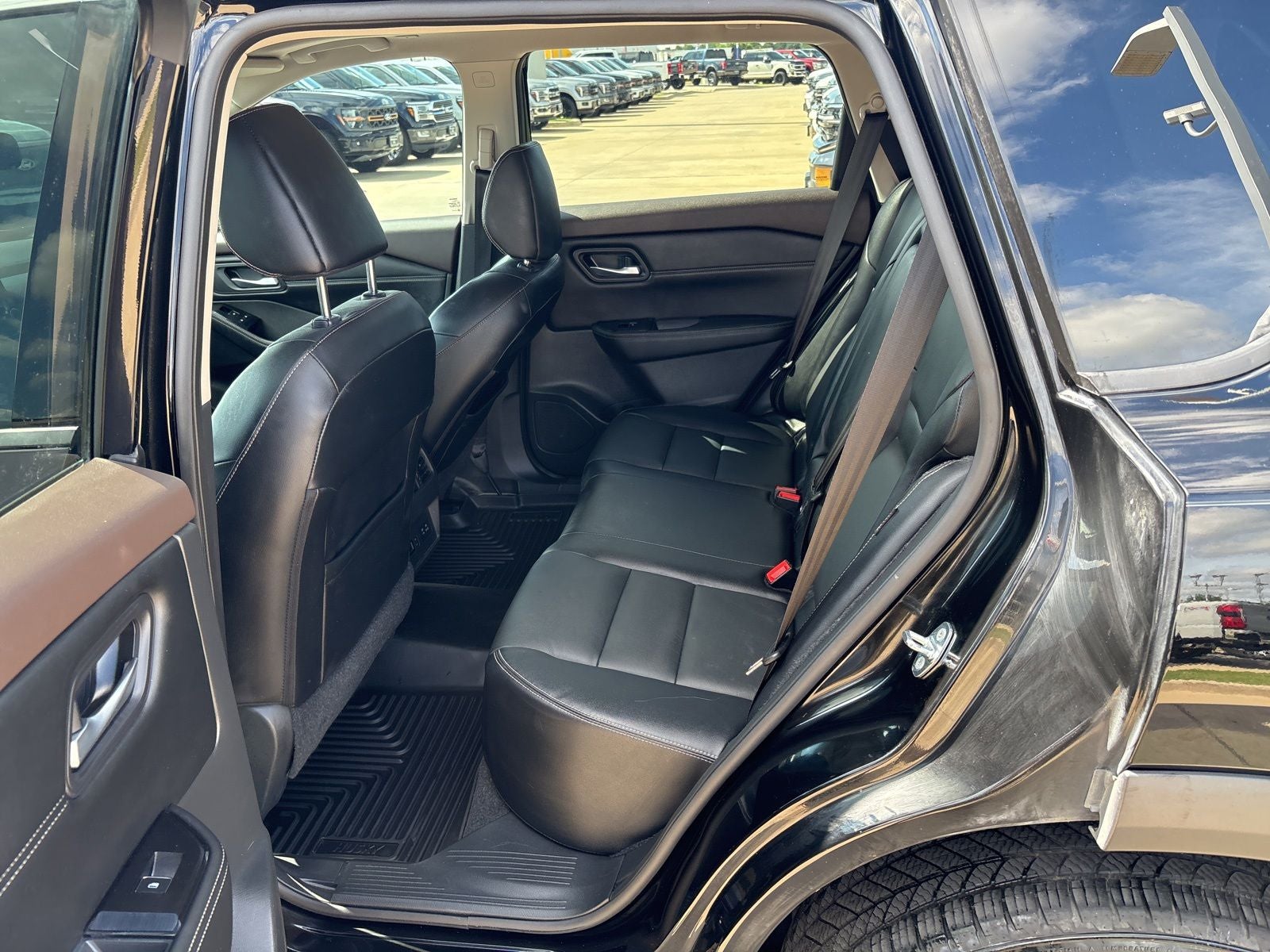 2022 Nissan Rogue SL