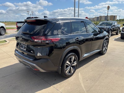 2022 Nissan Rogue SL