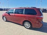 2015 Toyota Sienna XLE 8 Passenger