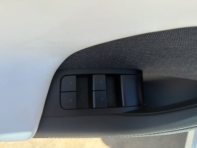 2023 Tesla Model S Base