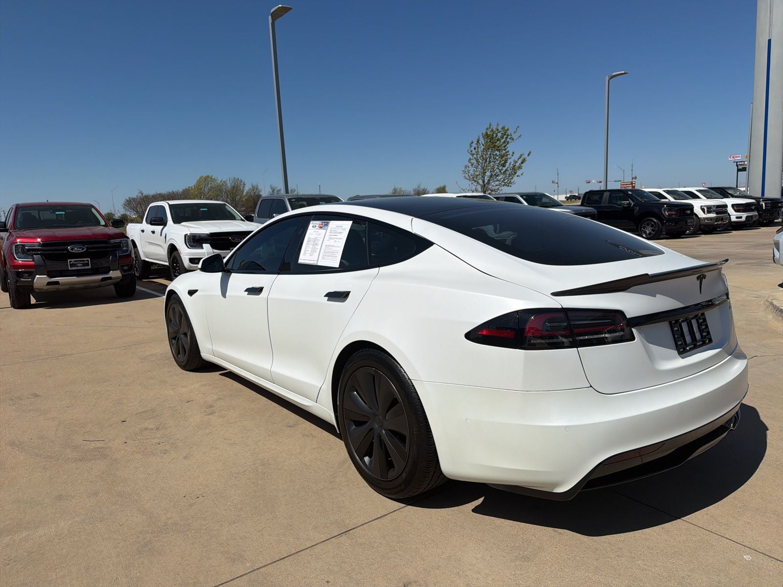 2023 Tesla Model S Base